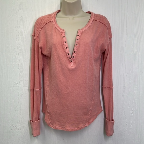 Free People - Military Mix Cotton Studded Long Sleeve Cuff Henley Size Small - Picture 2 of 11